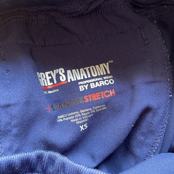 scrubs set - Picture 2 of 3